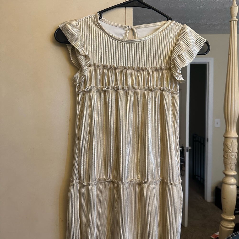 Elegant Gold Ruffle Sleeve Dress
